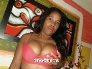 1hooters
