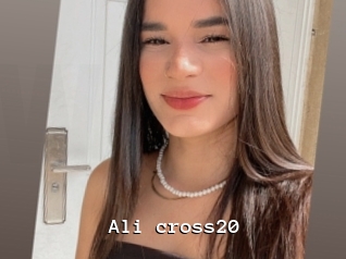Ali_cross20