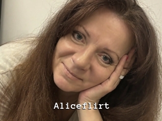 aliceflirt Webcamsex Amateur