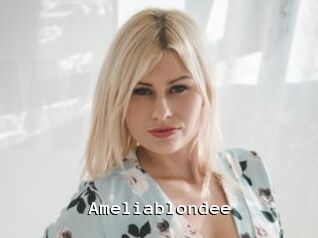 Ameliablondee