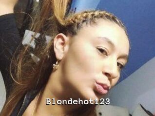 blondehot123 Webcamsex Amateur