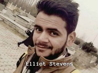 Elliot_Stevens