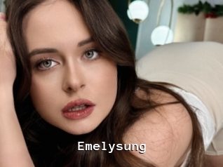 emelysung Webcamsex Amateur