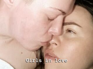 Girls_in_love