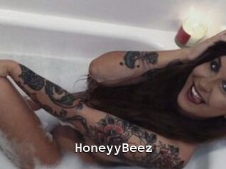 HoneyyBeez