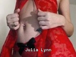 Julia_Lynn