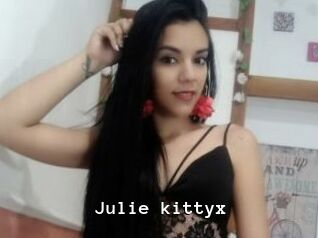 Julie_kittyx