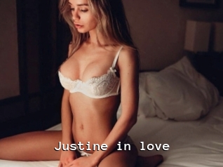 Justine_in_love