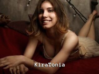 KiraTonia