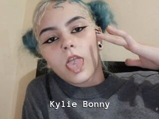 Kylie_Bonny