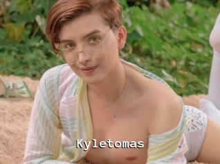 kyletomas Webcamsex Amateur