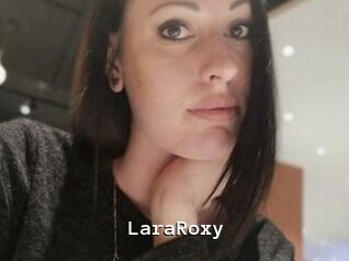 LaraRoxy