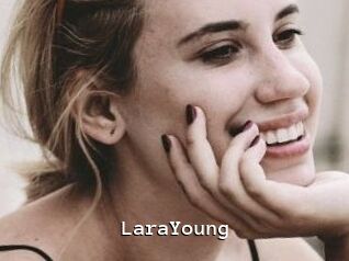 LaraYoung Webcamsex Amateur
