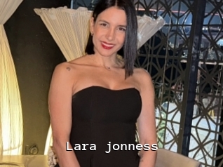 Lara_jonness