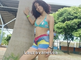 Lauravanessa