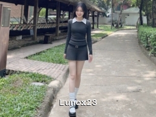 Lunox23