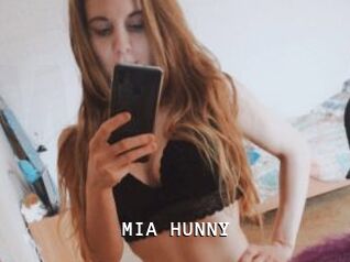 MIA_HUNNY Webcamsex Amateur
