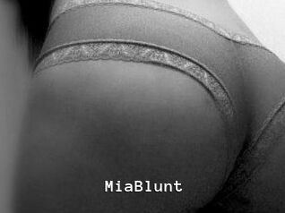 MiaBlunt