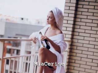 MiaCerise