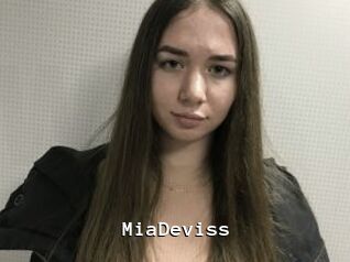 MiaDeviss