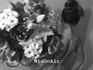 MiaOnAir