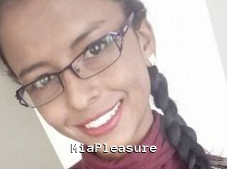 Mia_Pleasure