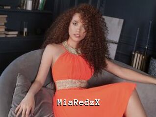 MiaRedzX