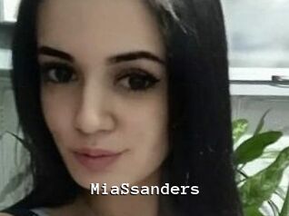 MiaSsanders