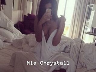 Mia_Chrystall