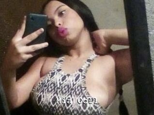 Mia_Coll