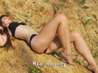 Mia_Rooney
