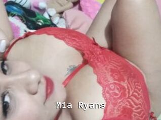 Mia_Ryans