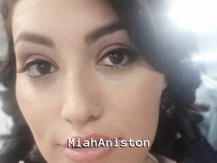 MiahAniston
