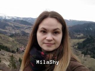 MilaShy Webcamsex Amateur
