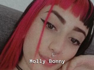 Molly_Bonny