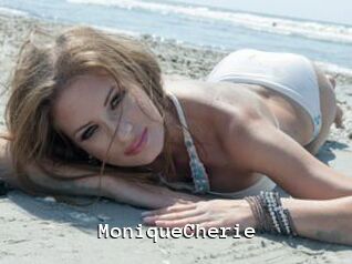 MoniqueCherie