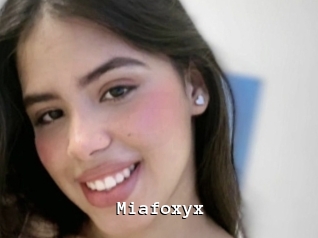 Miafoxyx