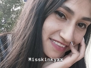 Misskinkyxx