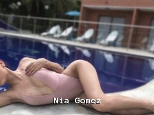Nia_Gomez