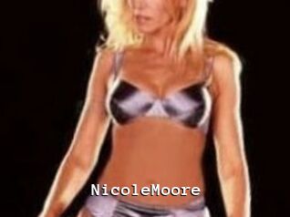 NicoleMoore Webcamsex Amateur