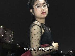 Nikki_Mayze