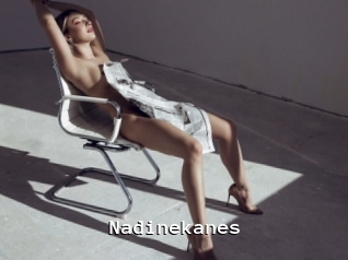 nadinekanes Webcamsex Amateur