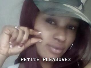 PETITE_PLEASUREx