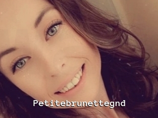 Petitebrunettegnd