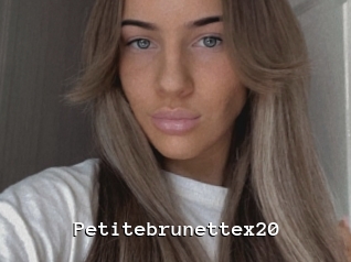 Petitebrunettex20