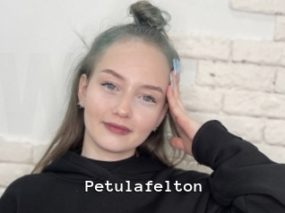 Petulafelton
