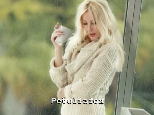 Petuliafox