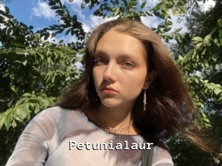 Petunialaur