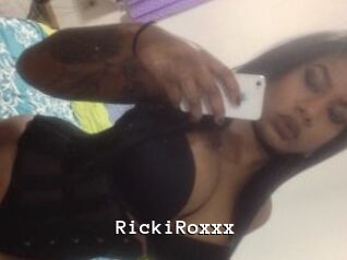 RickiRoxxx