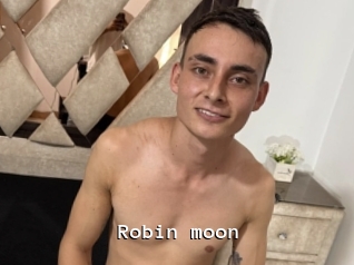 Robin_moon